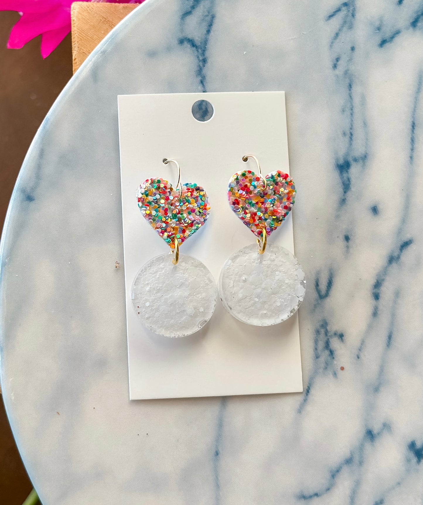 White Circle and Glitter