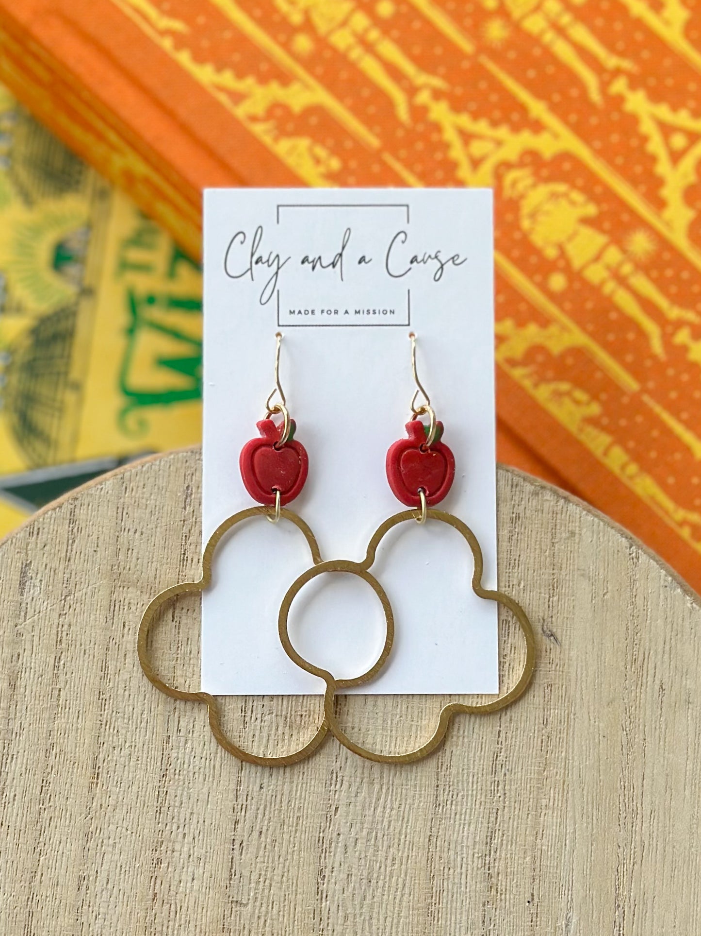 Clover apple