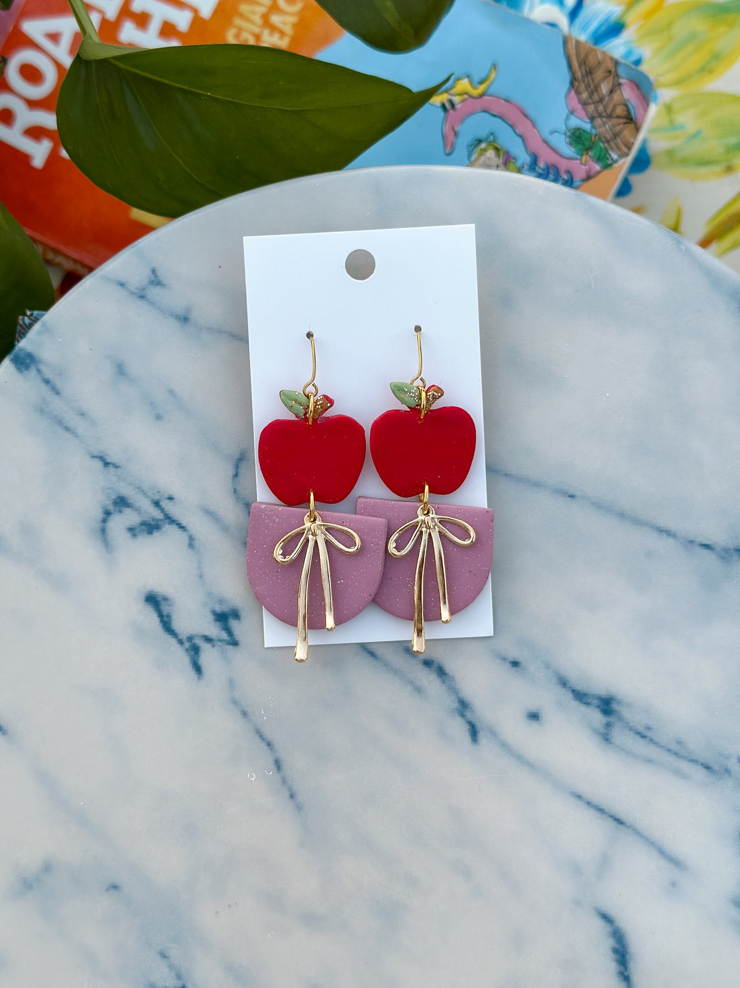 Apple Bow